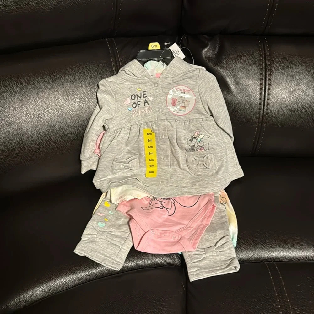 Kids Minnie Infant 5-piece Layette Set 6 Months Minnie Mouse